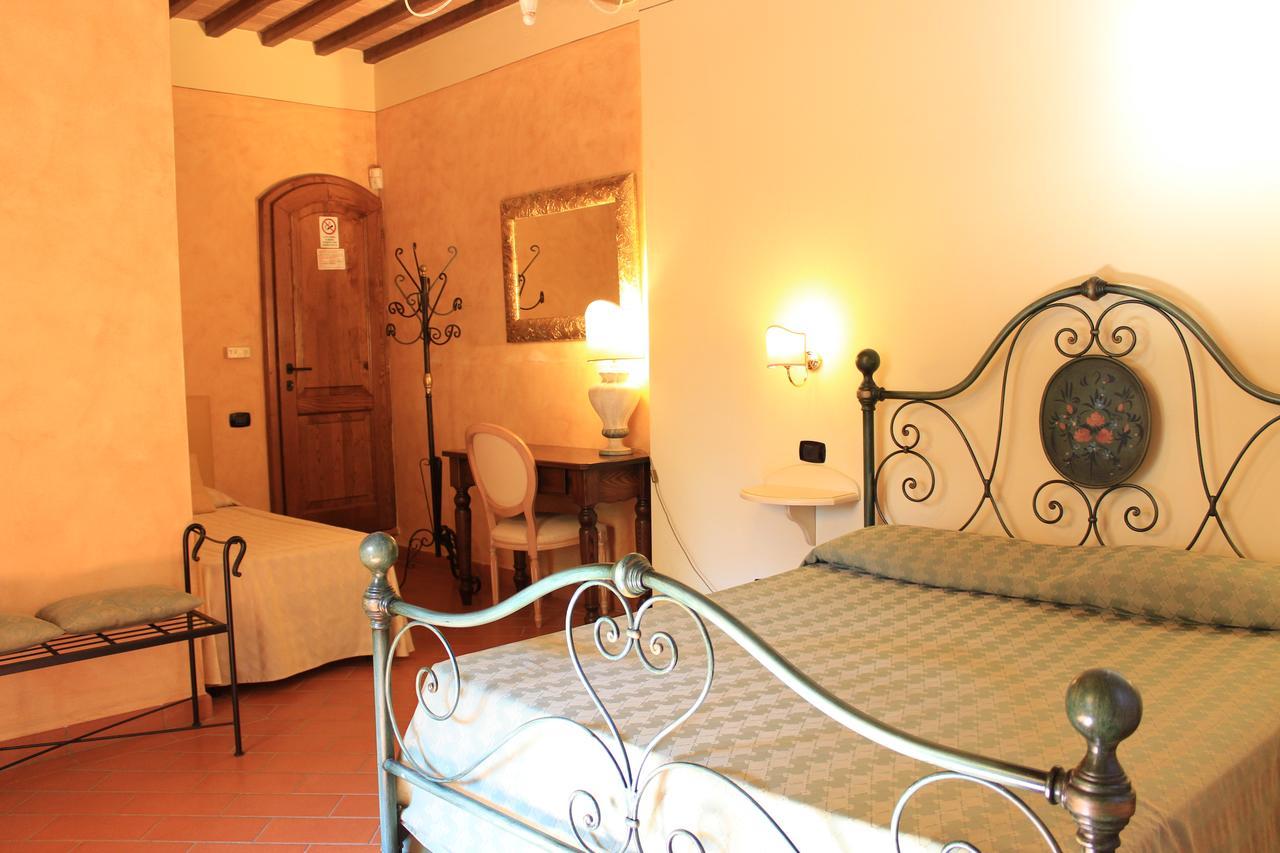 Il Colombaio Winery & Rooms Monteriggioni Bagian luar foto