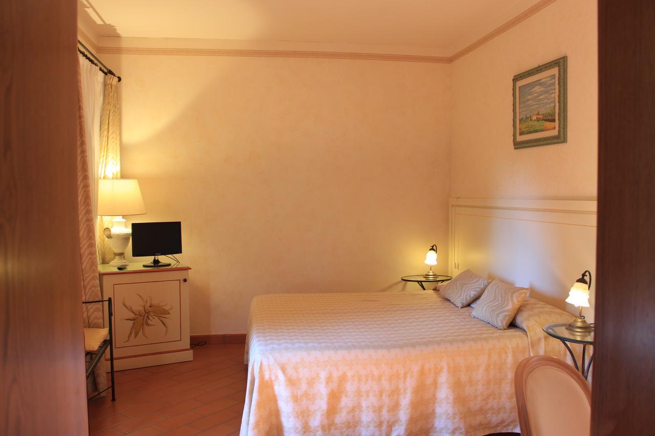 Il Colombaio Winery & Rooms Monteriggioni Bagian luar foto
