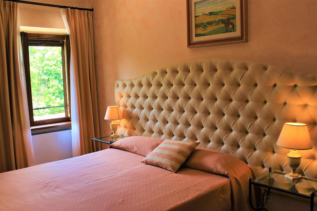 Il Colombaio Winery & Rooms Monteriggioni Bagian luar foto
