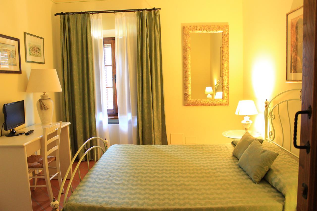 Il Colombaio Winery & Rooms Monteriggioni Bagian luar foto